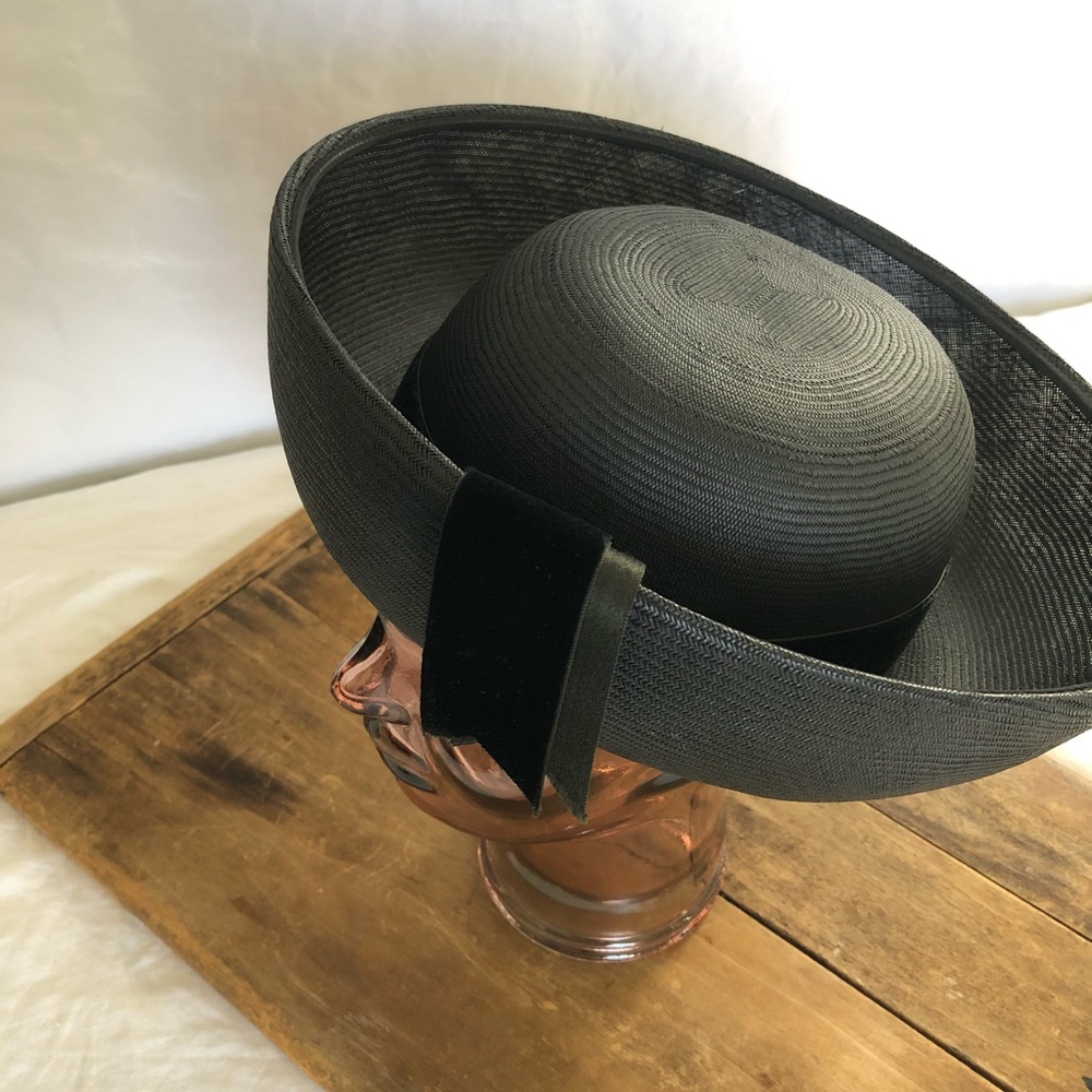 VINTAGE/ “The French Room” Madeline hat - Picture 2 of 6